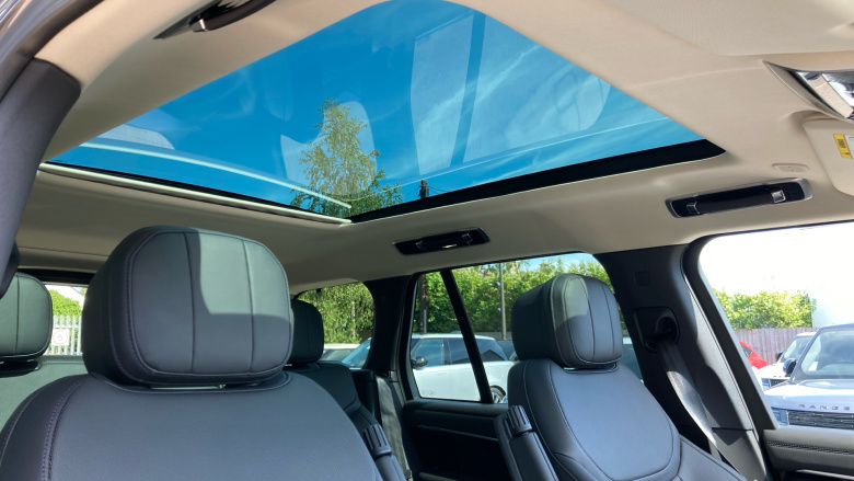 Land Rover Range Rover 3.0 P460e SE 4dr Auto Estate